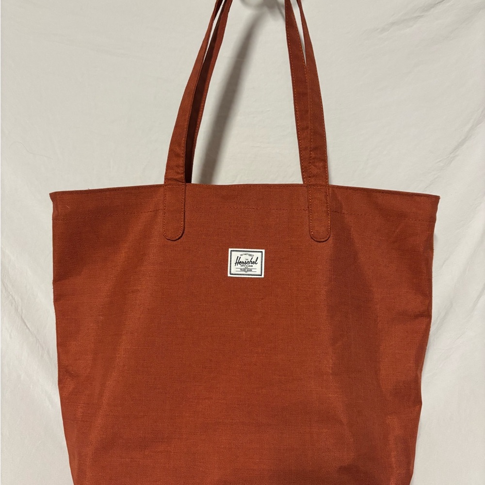 Herschel Supply Company Women's Brick Red Tote NWOT Zipper Closure